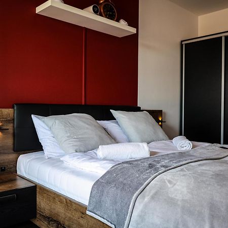 Apartament Ginger - Stare Miasto - Bezplatny Parking - Youtube Apartament Ginger We Wroclawiu Buitenkant foto